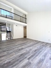 Building Photo - 756 S Garfield Ave
