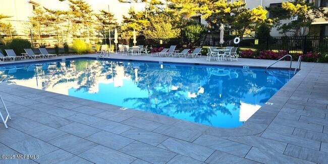 Foto del edificio - 5 Sea Breeze Ct