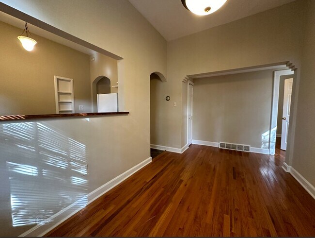 Building Photo - 1669 N Humboldt Ave