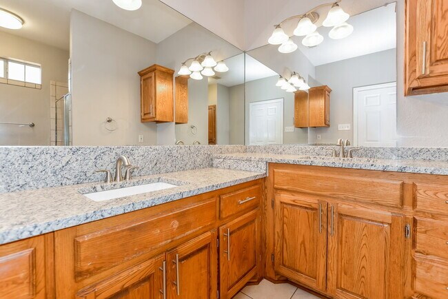 Building Photo - 116 Stanford St