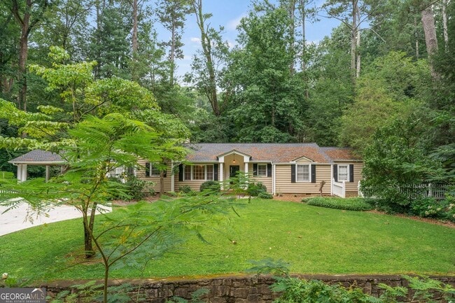 Photo - 2986 Mornington Drive NW House