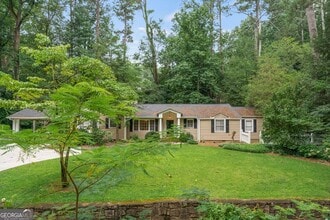 Building Photo - 2986 Mornington Dr NW