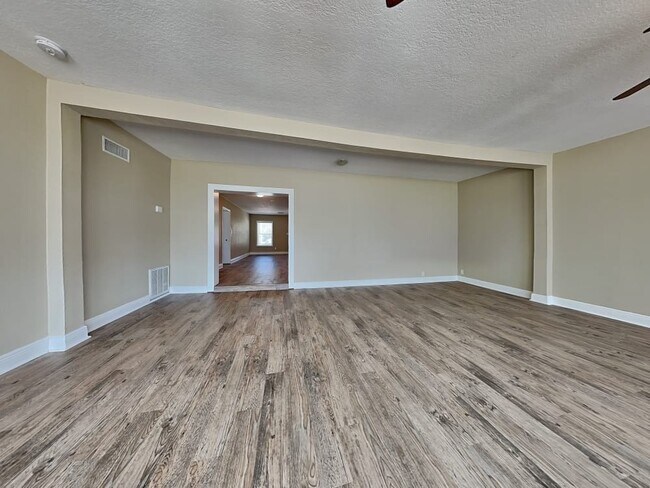 Foto del edificio - 725 Clayton St