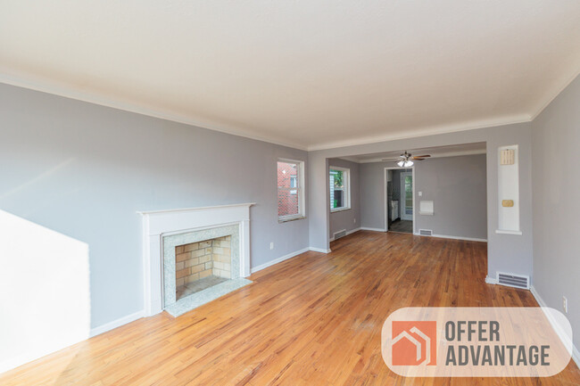 Foto del edificio - 20361 Lakeshore Blvd
