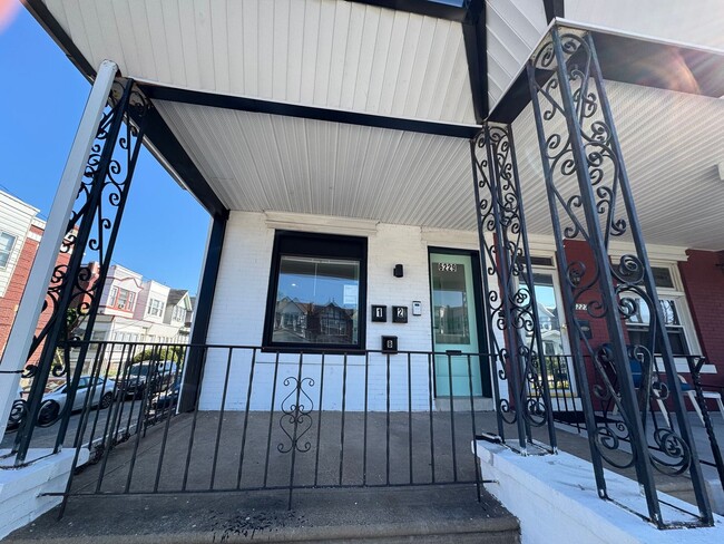 Foto del edificio - Newly Renovated 1-Bedroom Apartment! Avail...