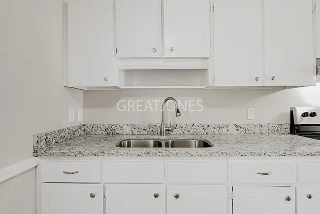 Foto del edificio - 1704 8th Pl S