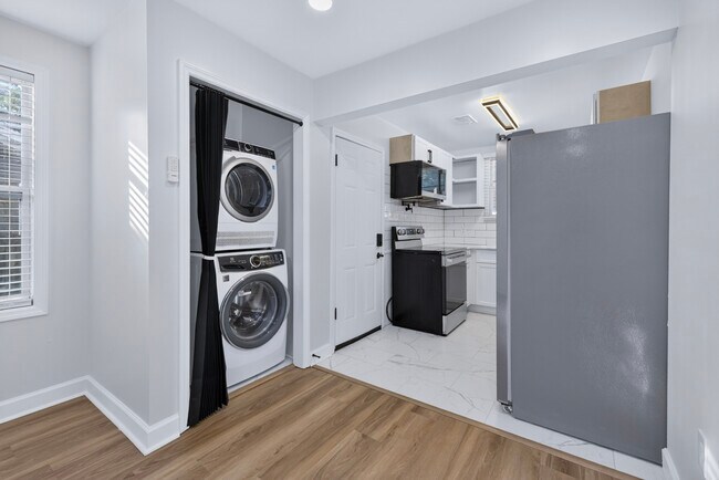 Foto del edificio - 2118 E Gwinnett St