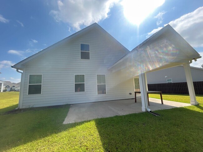 Building Photo - 4212 Whitehouse St