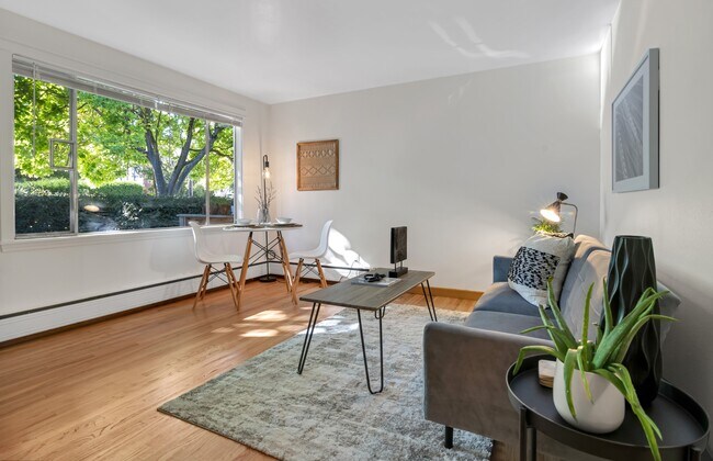 Foto del edificio - 2201 NW 62nd St