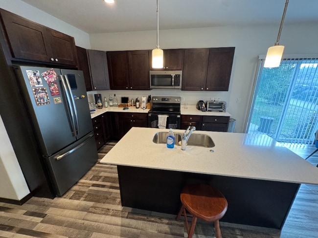 Foto del edificio - 4357 Eagle Ridge Ln