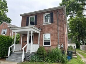 Building Photo - 42-46 Plum St
