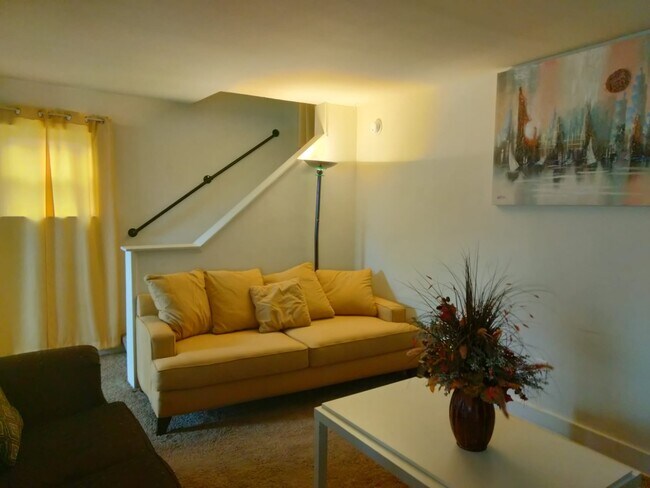 Foto del edificio - 1140 Croyden Dr