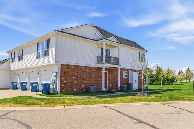 Building Photo - 1304 Riversedge Dr