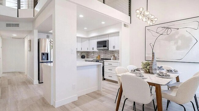 Foto del edificio - 747 E Bethany Home Rd