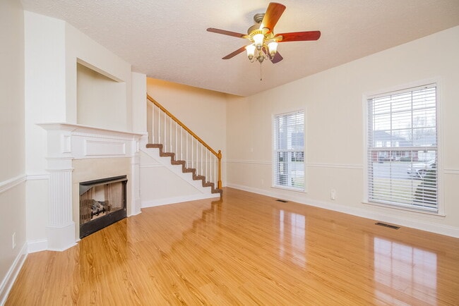 Building Photo - 3011 Overhill Ct
