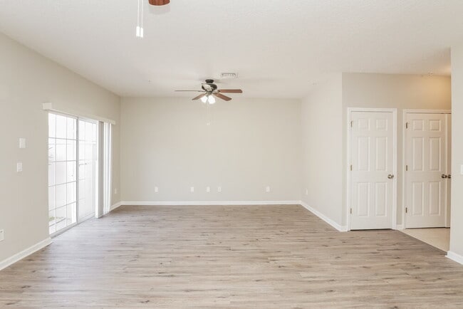 Building Photo - 8749 Silk Bay Pl