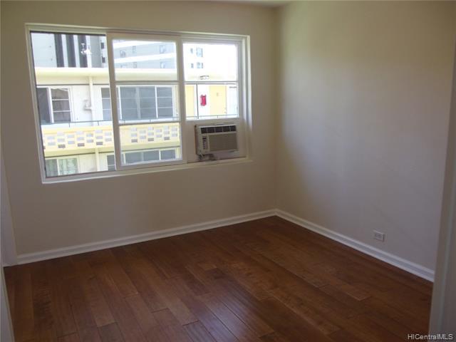 Building Photo - 1627 Ala Wai Blvd