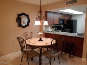 Building Photo - 600 Neapolitan Way