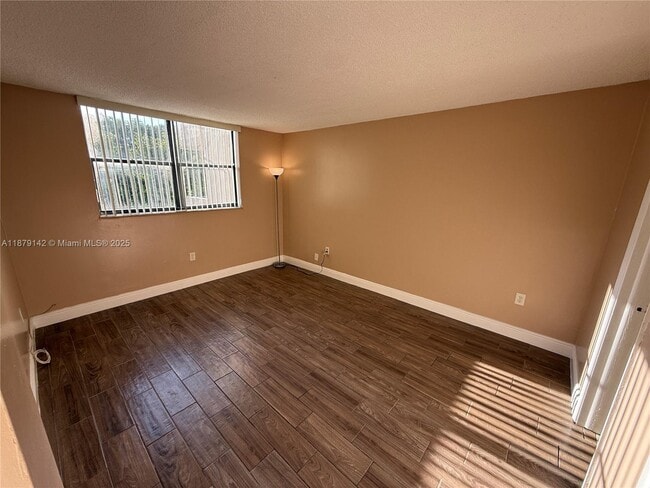 Foto del edificio - 8006 SW 149th Ave