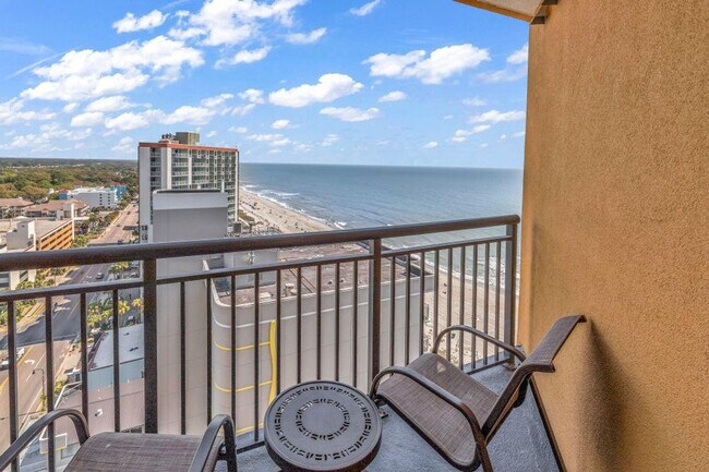 Foto del edificio - 2600 N Ocean Blvd