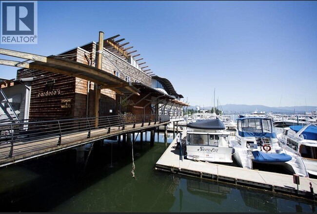 Photo du bâtiment - 1415 W Georgia St