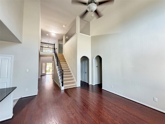 Building Photo - 8002 Mesquite Hill Ln
