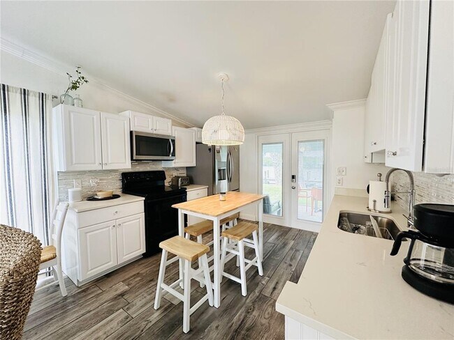 Foto del edificio - 84 Heather Point Ct