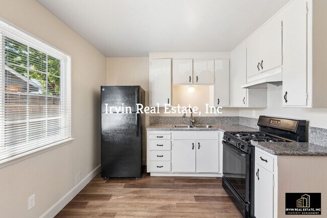 Foto del edificio - 1834-1834 Rose Ave