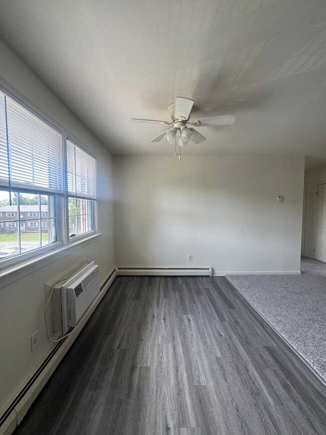 Interior Photo - Broadmore Apartments