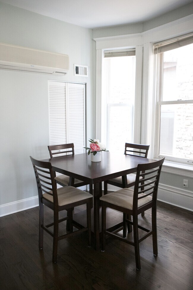 Foto del edificio - 1628 N Sedgwick St