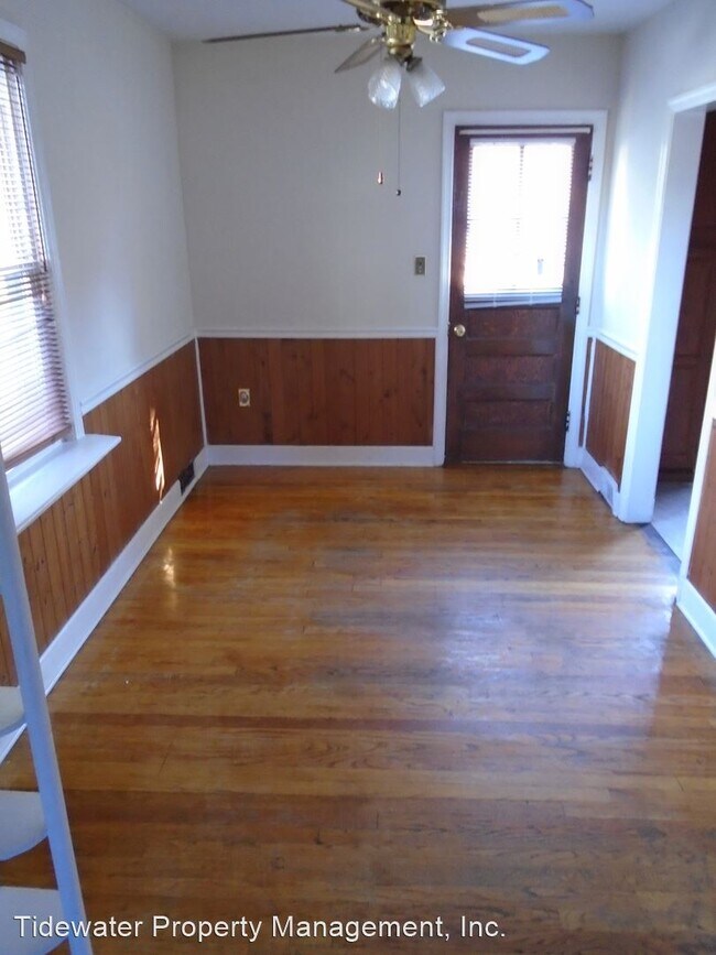 Building Photo - 3 br, 2 bath House - 438 Westshire Dr