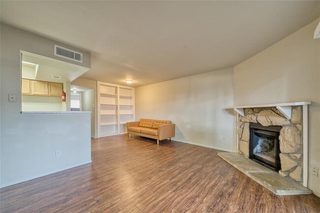 Building Photo - 6001 Reims Rd