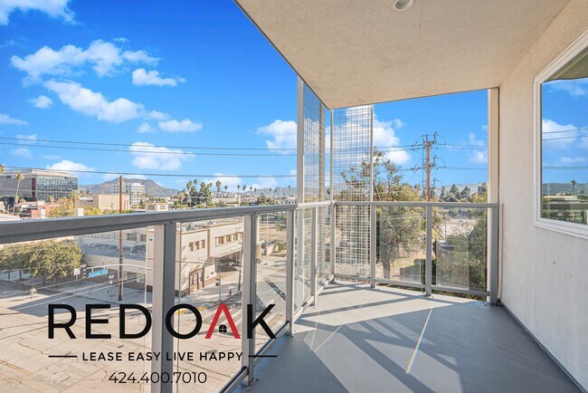 Foto del edificio - 11405 Chandler Blvd