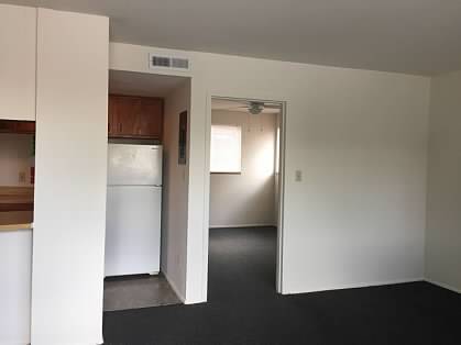 Entry - 1303 White Ave