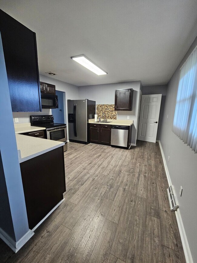 Foto del edificio - EDGEWOOD - SINGLE FAMILY RANCHER