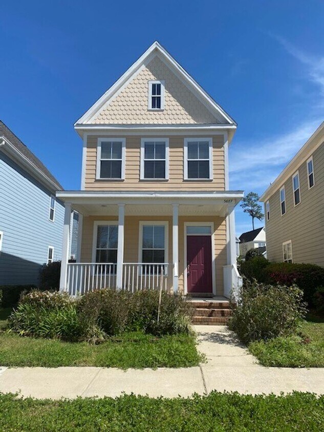 Primary Photo - 3687 Longfellow Rd