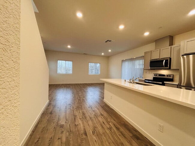 Building Photo - 5312 Molino Cir