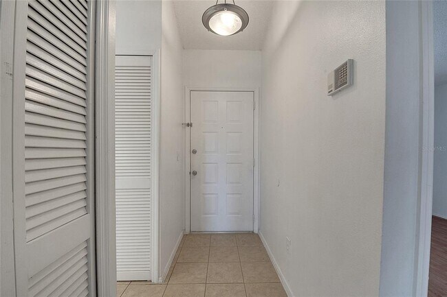 Foto del edificio - 1239 Lucaya Cir