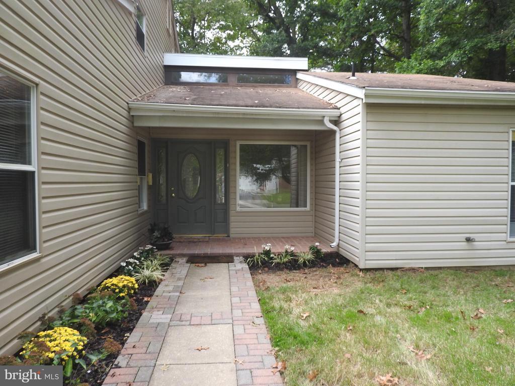 Primary Photo - 15531 Peach Walker Dr