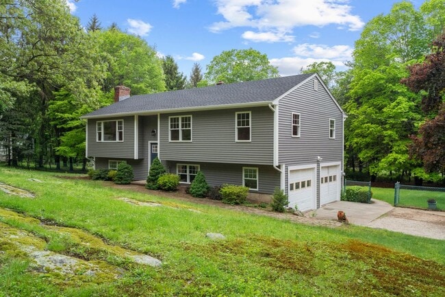 Building Photo - 831 Nut Plains Rd