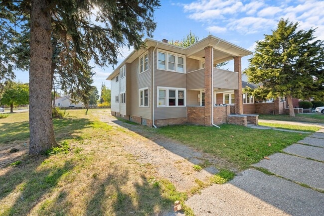 Building Photo - 316 Morrison Dr