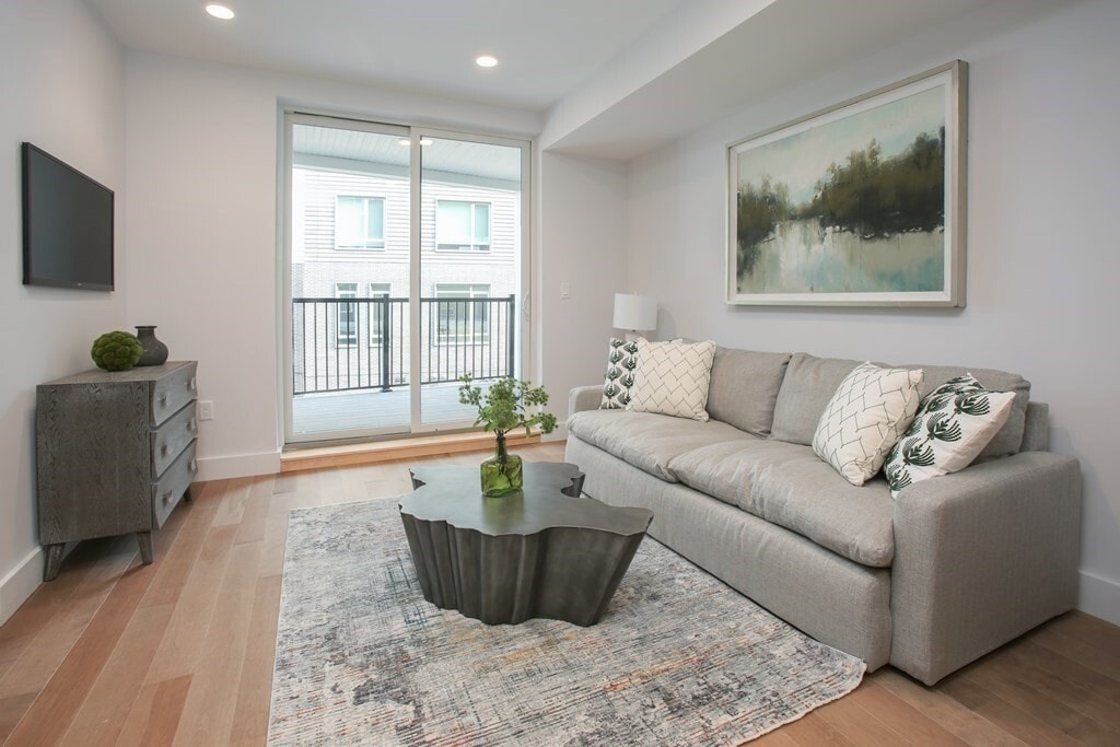 Photo - 50 Hichborn St (Boston, MA)