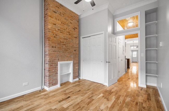 Building Photo - 253 Himrod St