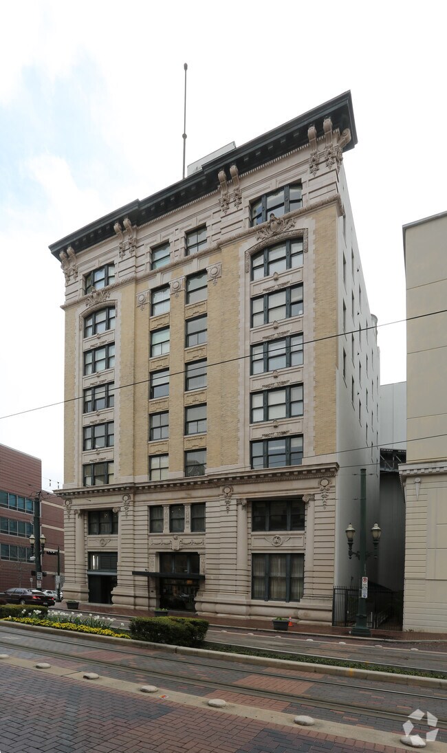 Franklin Lofts Apartments Houston, TX