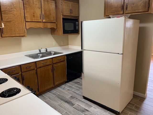 Foto del edificio - 2 Bedroom Townhome in Remerton!  Close to ...