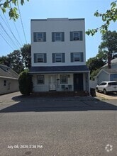 Building Photo - 119 S 6th St