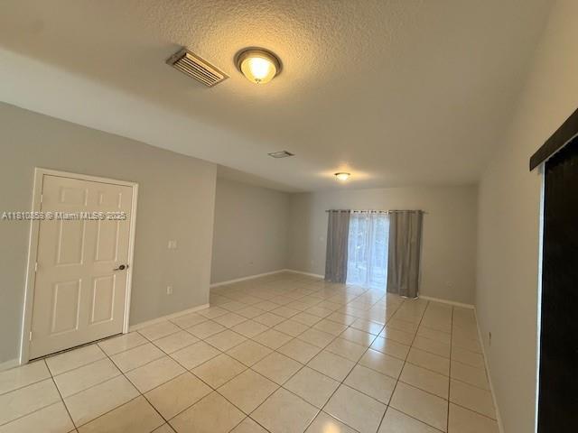 Foto principal - 14025 SW 49th St