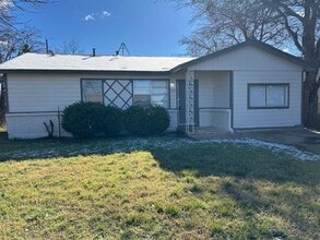 Building Photo - 5441 N 9th St