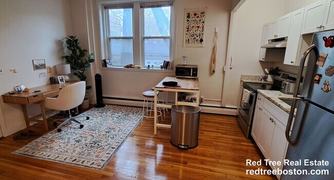 Photo - 202 St Paul St Apartment