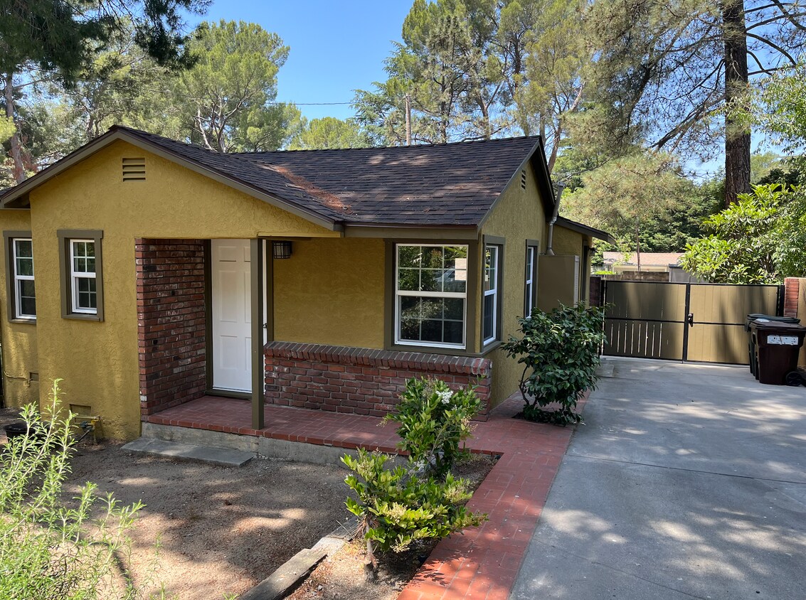 Foto principal - 4813 Castle Rd